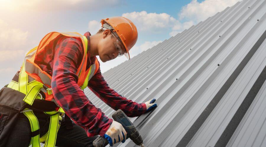 Expert new roof installation services in Biggsville, IL